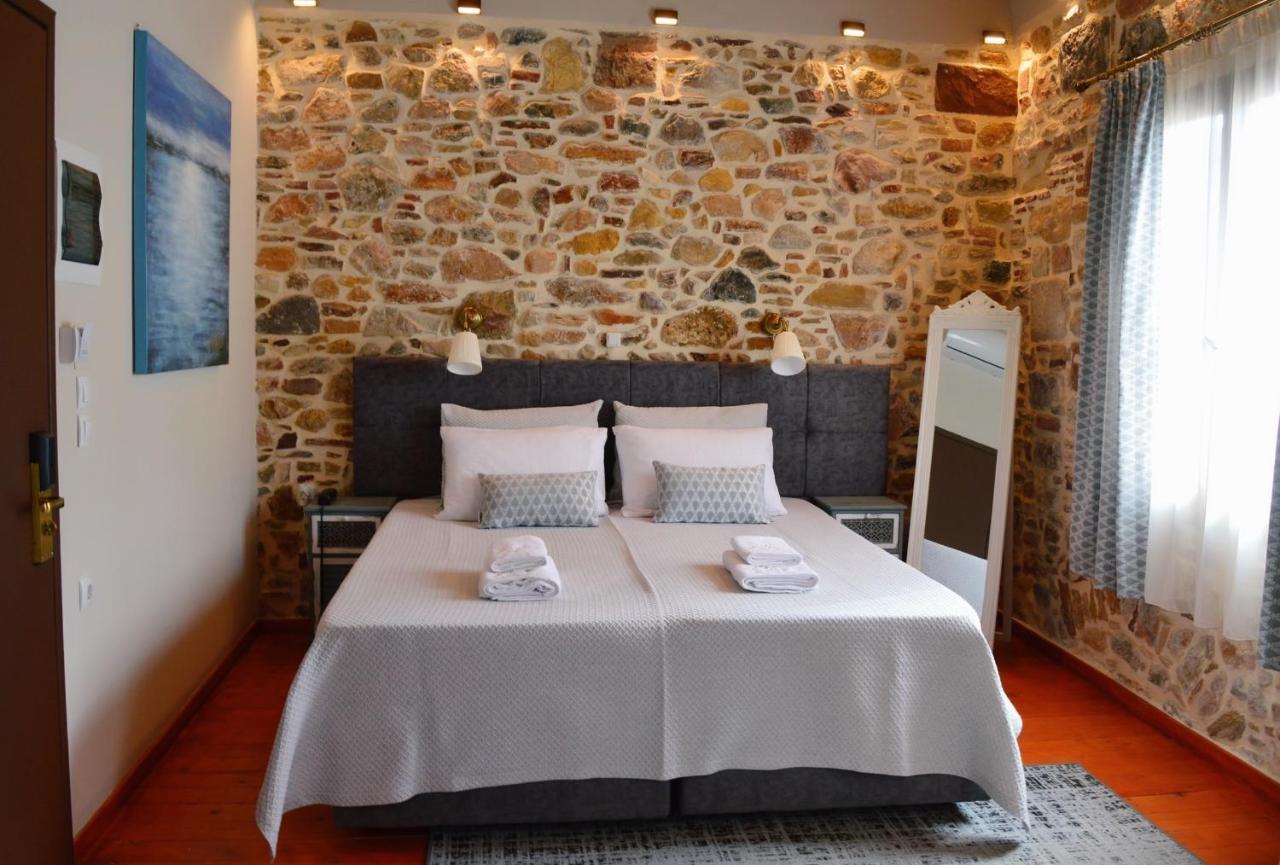 Castro Rooms Chios Exterior photo